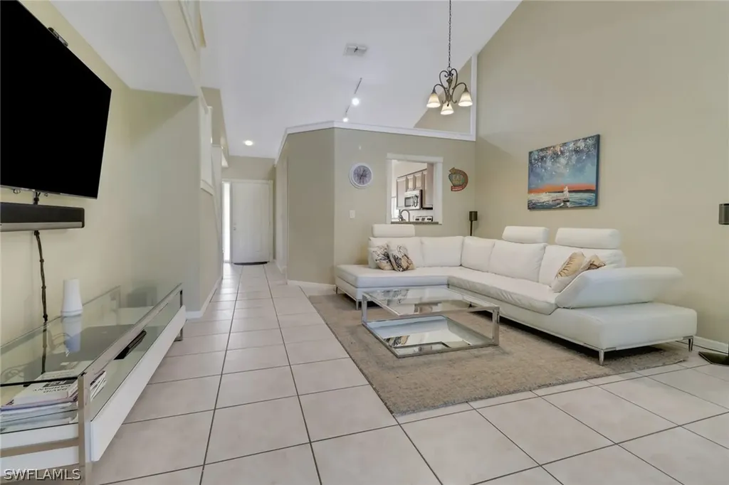 1709 San Bernadino Way Naples FL 34109