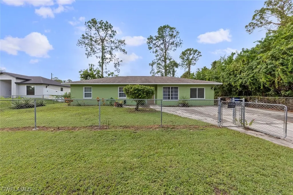 5013 3rd Street W Lehigh Acres FL 33971