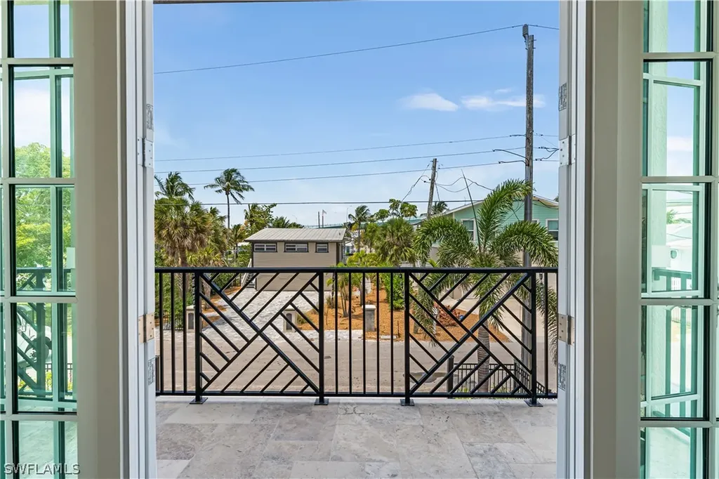 260 Primo Drive Fort Myers Beach FL 33931