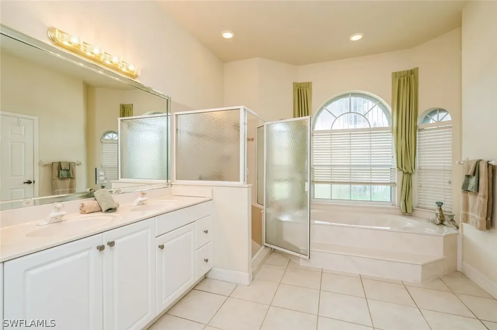 9761 Alhambra Lane Bonita Springs FL 34135