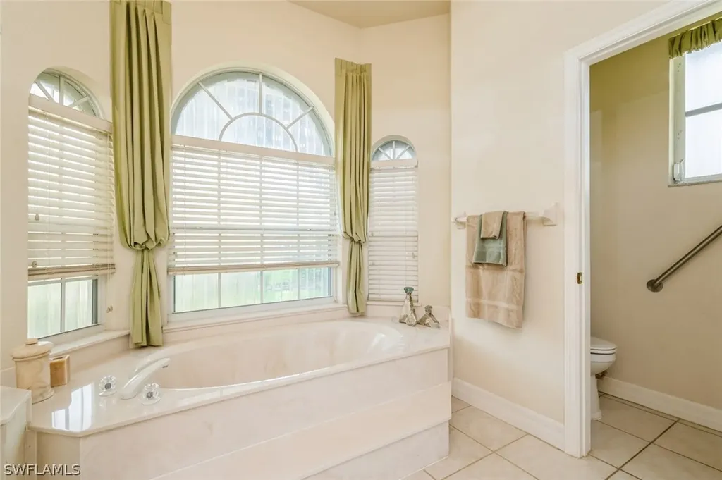 9761 Alhambra Lane Bonita Springs FL 34135