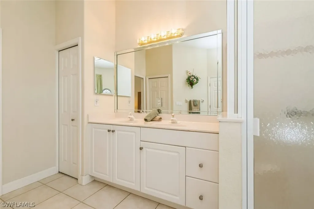 9761 Alhambra Lane Bonita Springs FL 34135