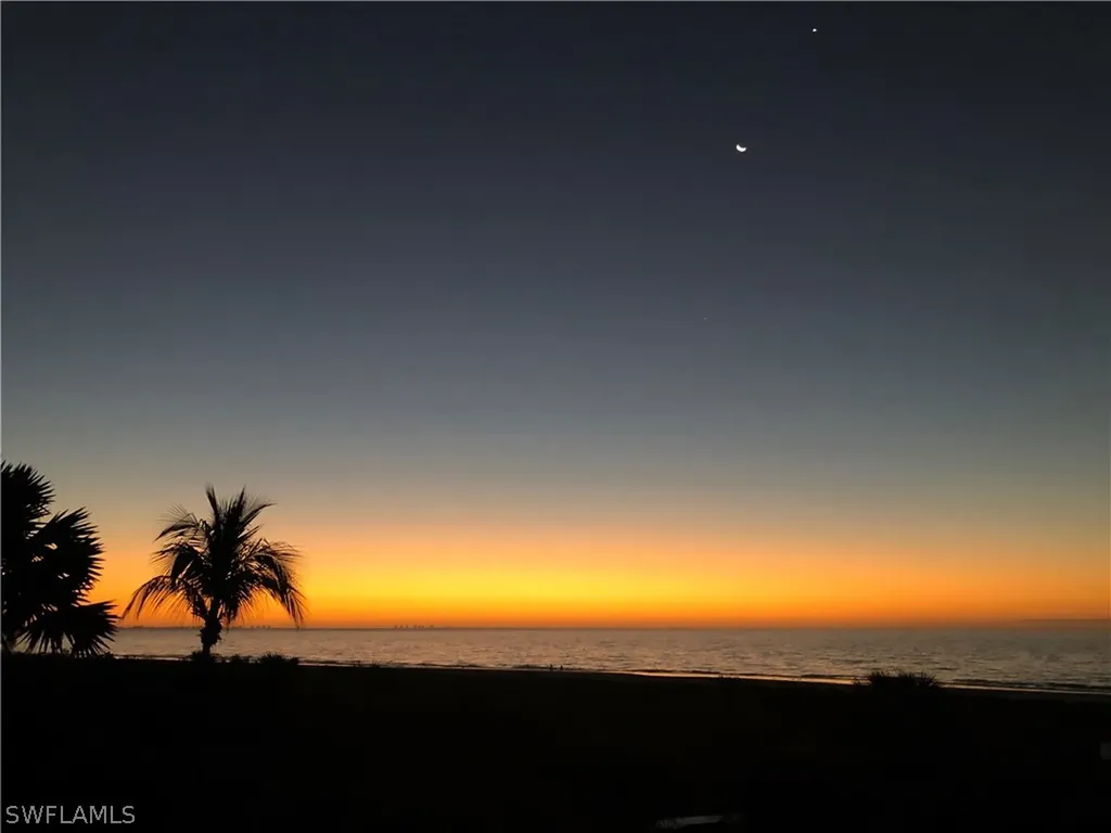 1801 Olde Middle Gulf Drive Sanibel FL 33957