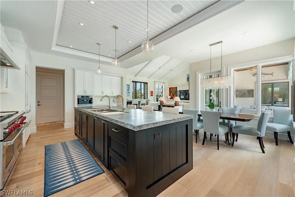 1245 Tuna Court Naples FL 34102