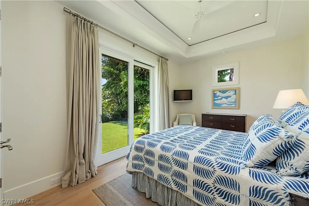 1245 Tuna Court Naples FL 34102