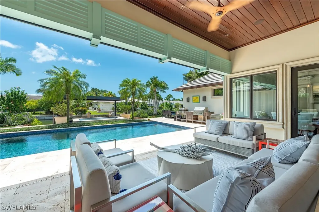 1245 Tuna Court Naples FL 34102