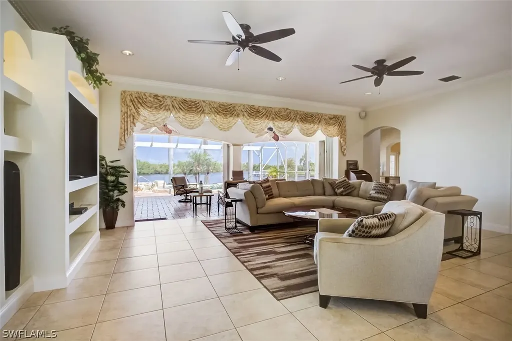 2853 SW 50th Terrace Cape Coral FL 33914