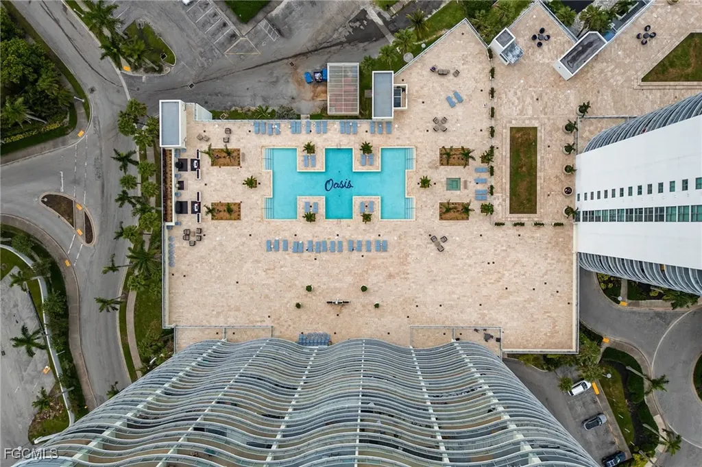 3000 Oasis Grand Boulevard Fort Myers FL 33916