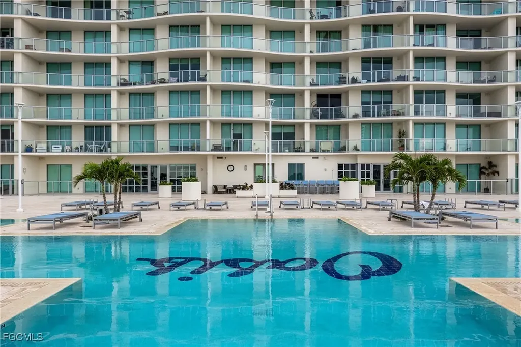 3000 Oasis Grand Boulevard Fort Myers FL 33916