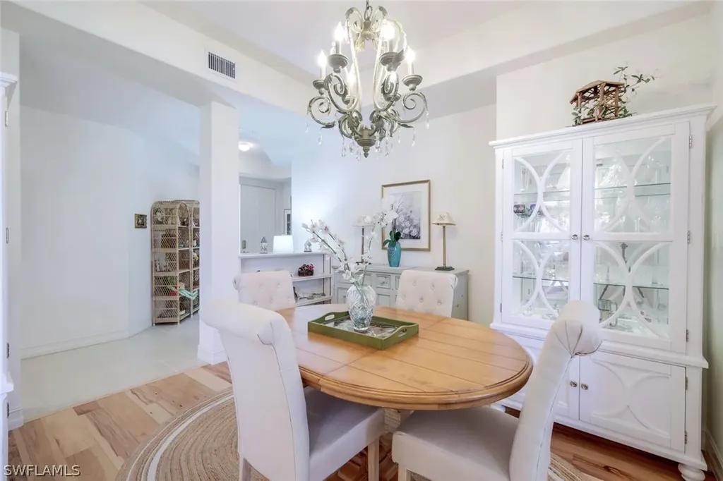 4728 Stratford Court Naples FL 34105