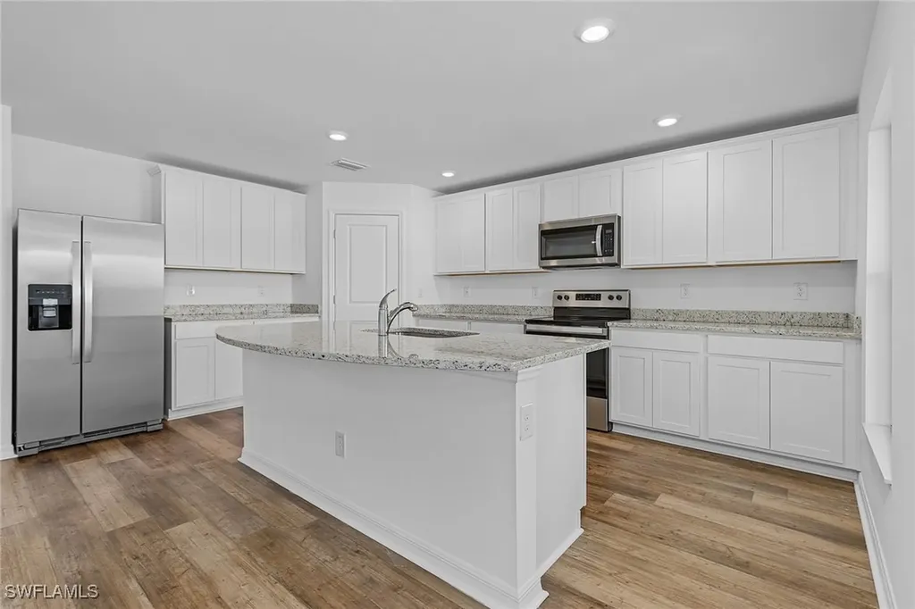 868 Gen D Macarthur Avenue Labelle FL 33935