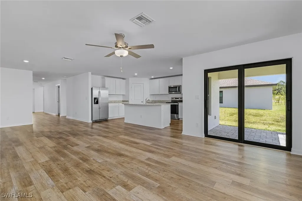 868 Gen D Macarthur Avenue Labelle FL 33935