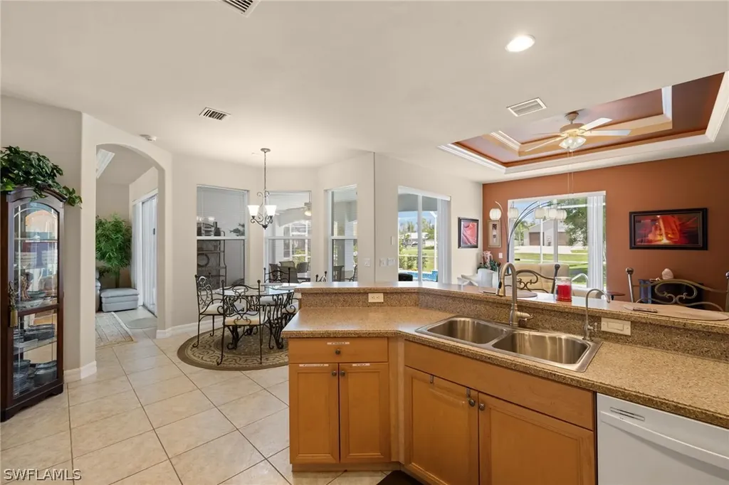 2527 SW 30th Street Cape Coral FL 33914