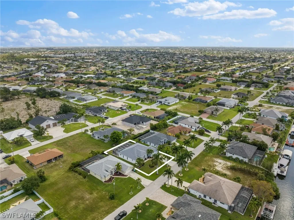 2527 SW 30th Street Cape Coral FL 33914