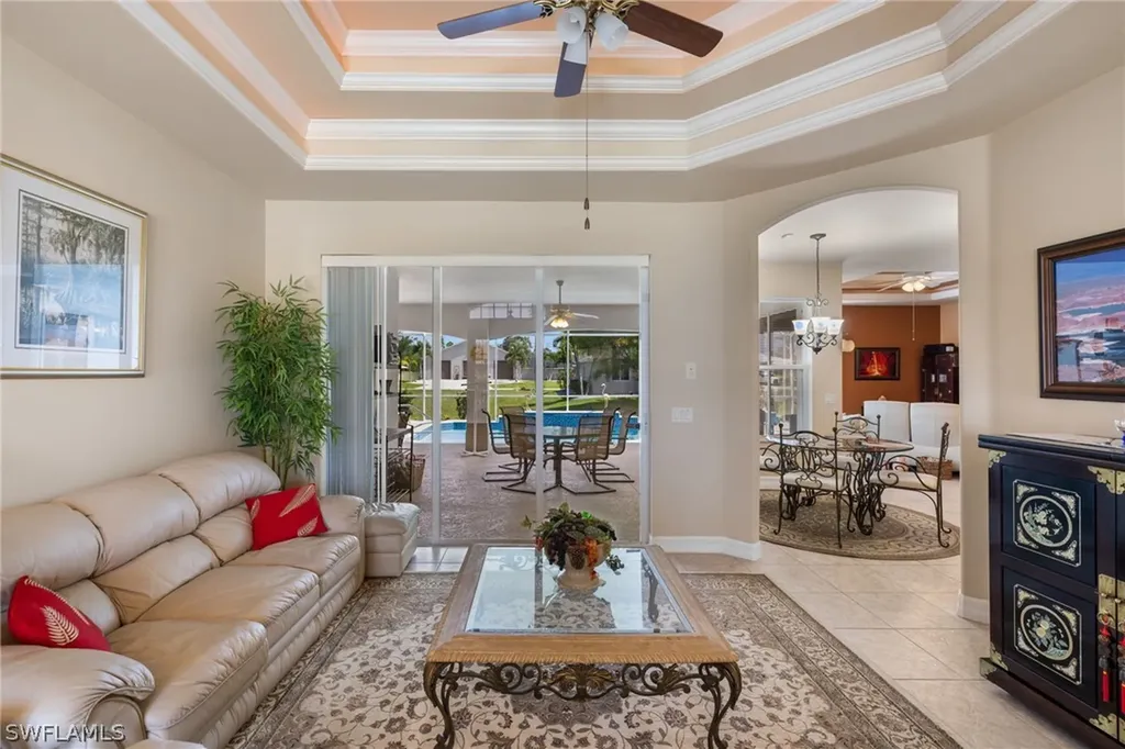 2527 SW 30th Street Cape Coral FL 33914