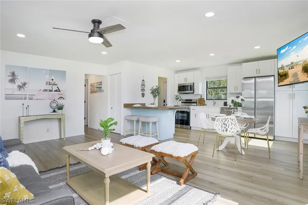 3455 Estey Avenue Naples FL 34104