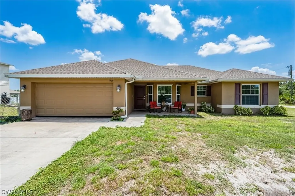 1908 Tanager Avenue Lehigh Acres FL 33972