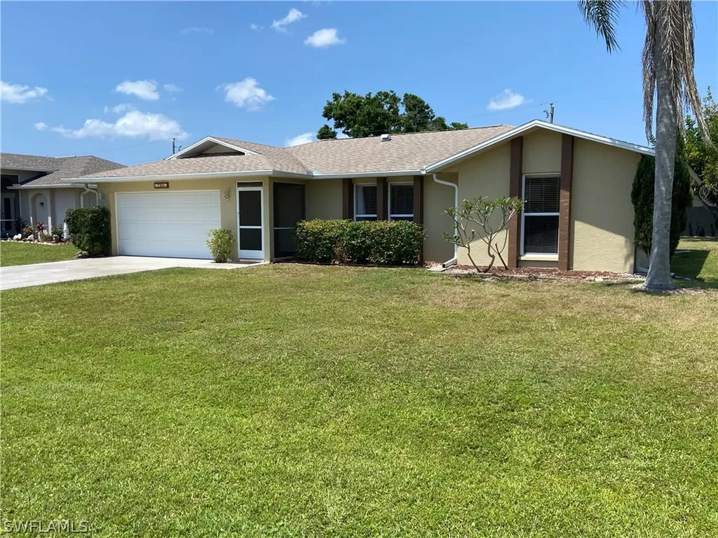 708 SE 11th Place Cape Coral FL 33990