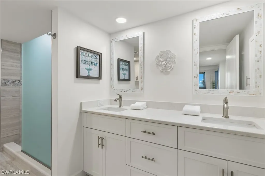 651 E Gulf Drive Sanibel FL 33957