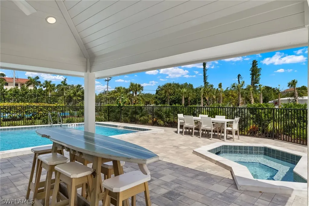 651 E Gulf Drive Sanibel FL 33957