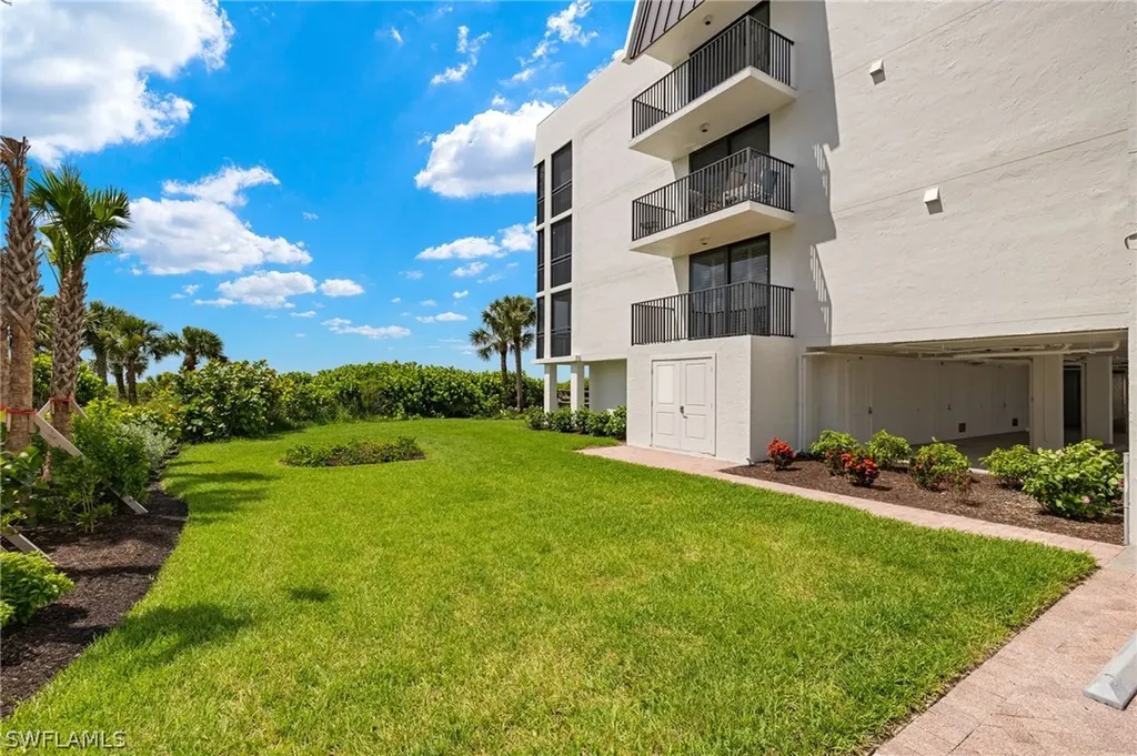 651 E Gulf Drive Sanibel FL 33957