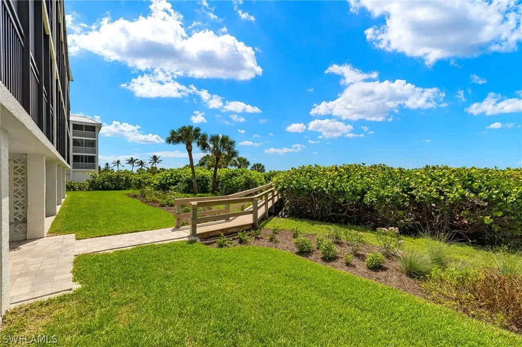 651 E Gulf Drive Sanibel FL 33957