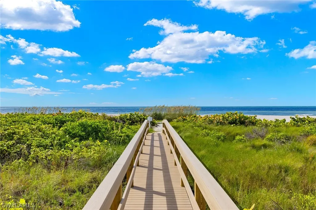 651 E Gulf Drive Sanibel FL 33957