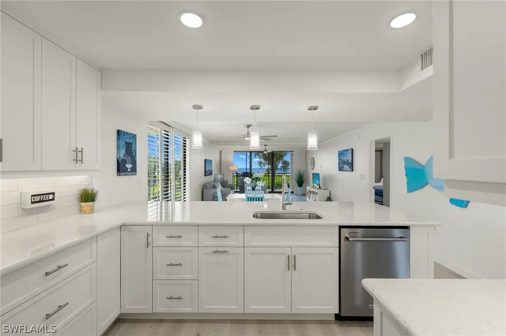 651 E Gulf Drive Sanibel FL 33957