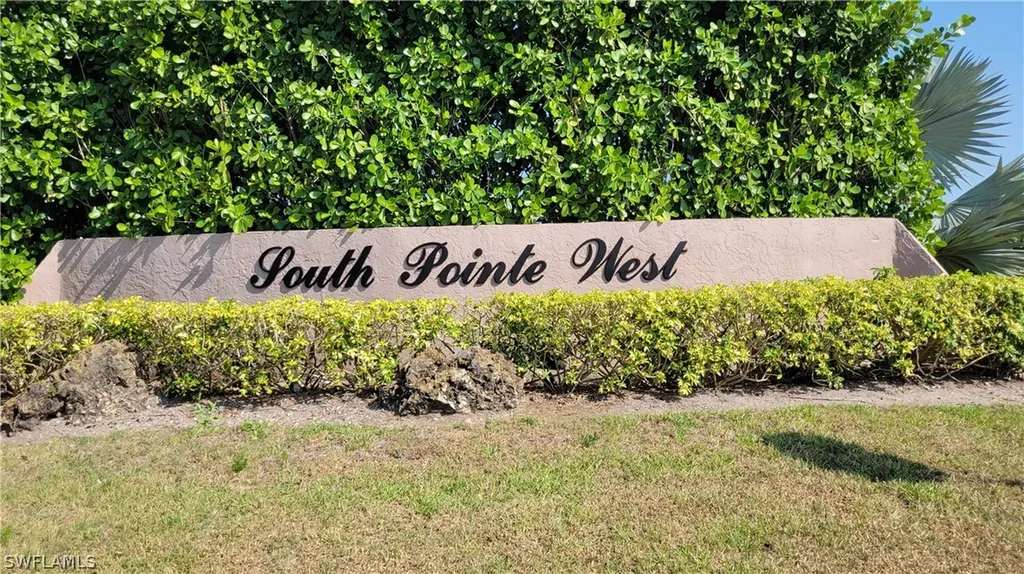 9380 Lennex Lane Fort Myers FL 33919