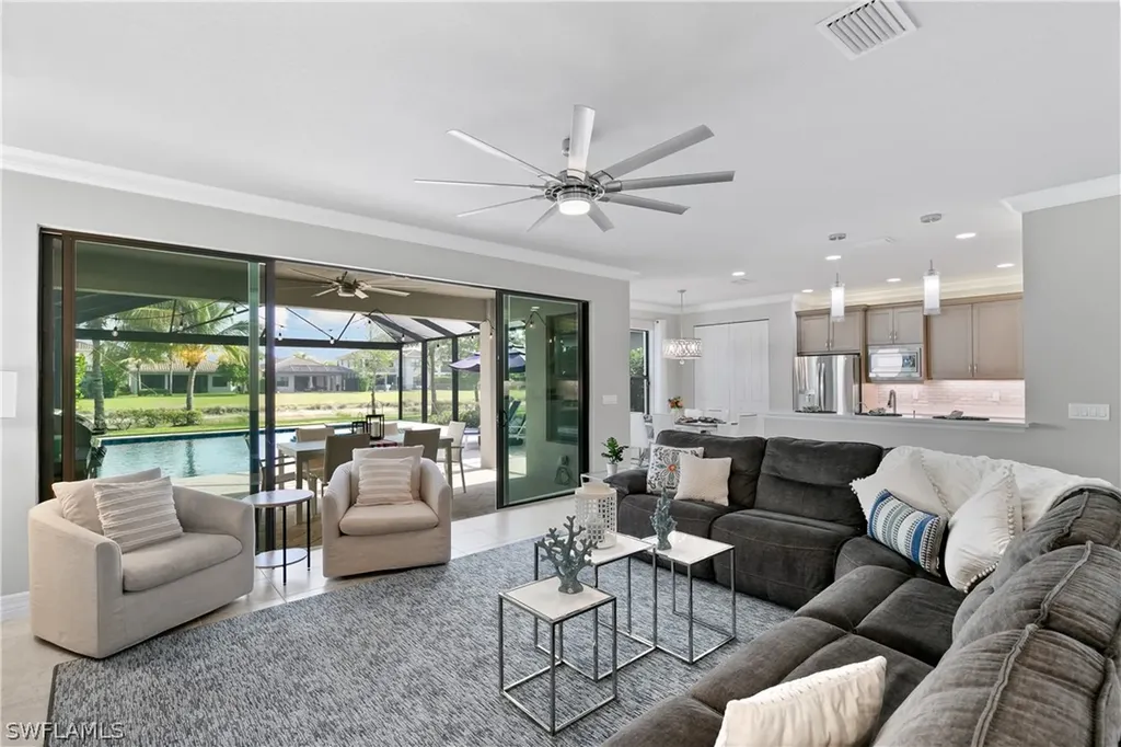 4452 Aurora Street Naples FL 34119