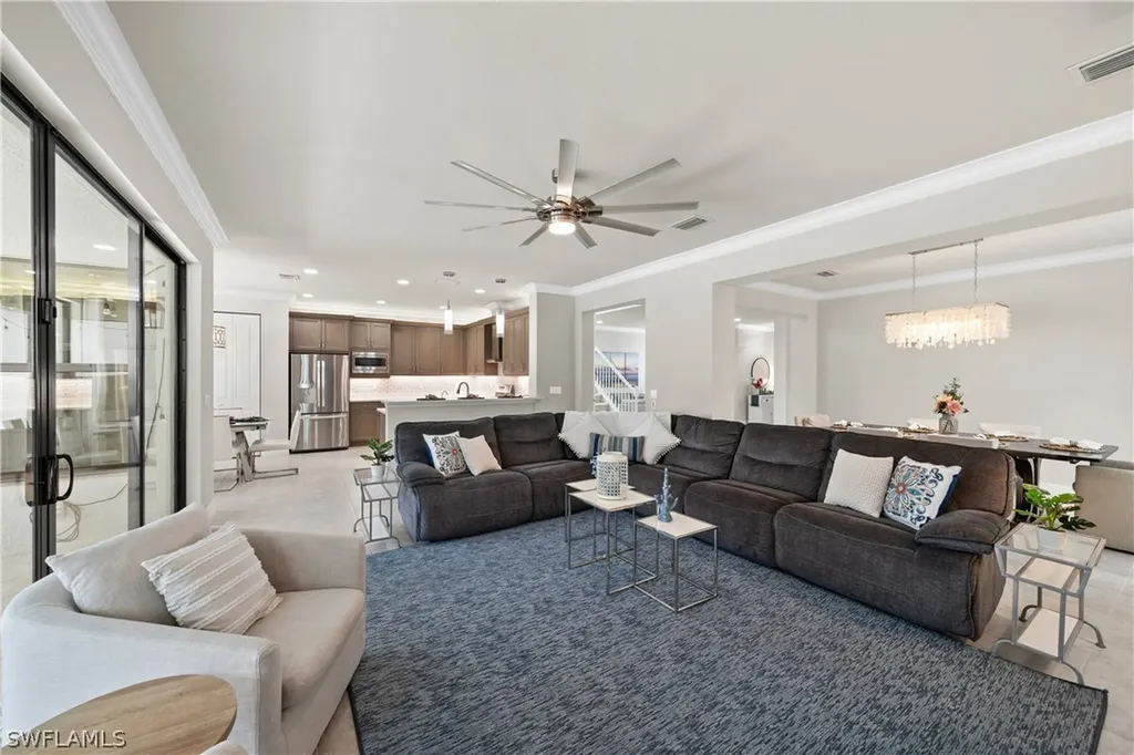 4452 Aurora Street Naples FL 34119