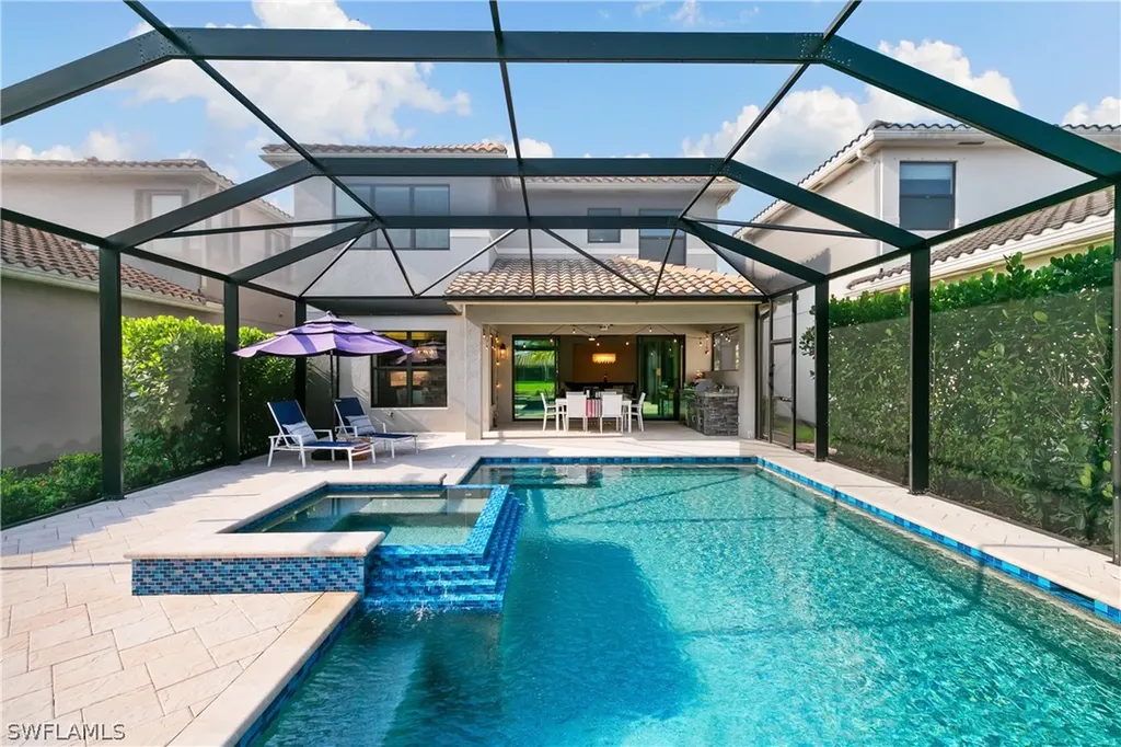 4452 Aurora Street Naples FL 34119