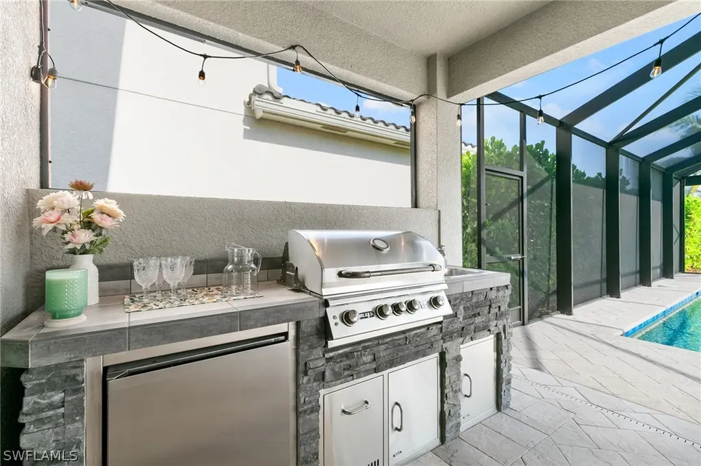 4452 Aurora Street Naples FL 34119