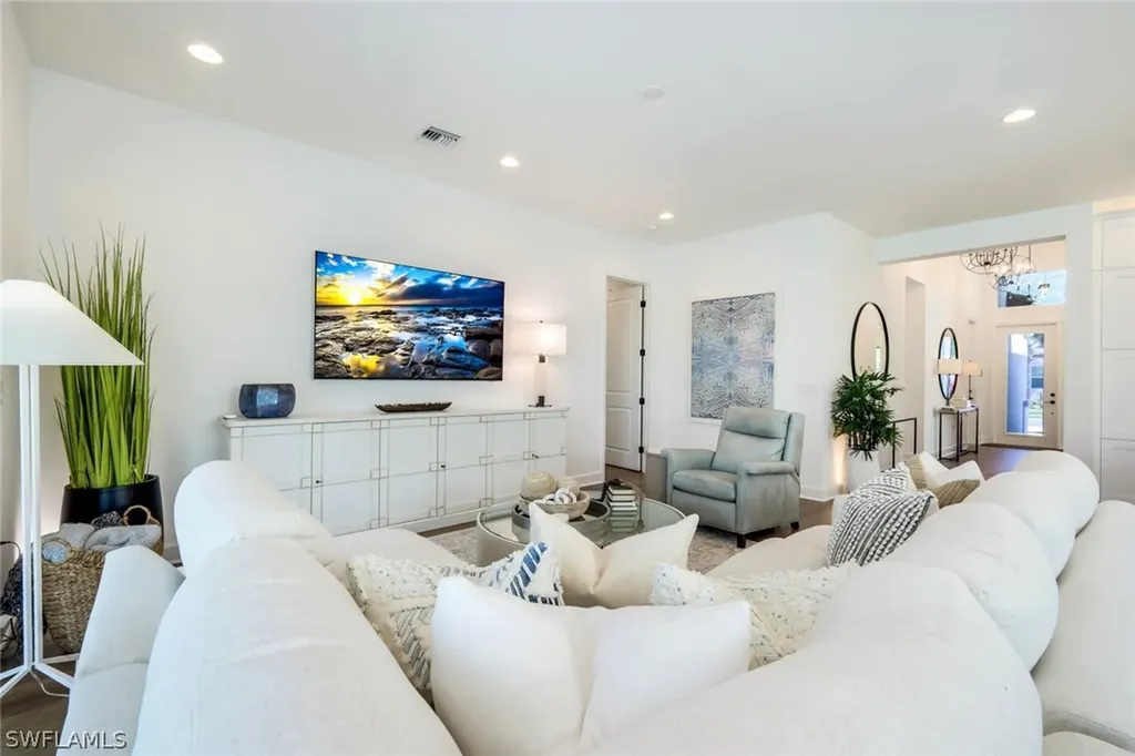 11322 Jacaranda Drive Naples FL 34120