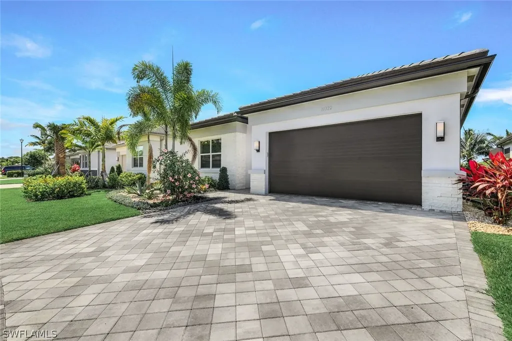 11322 Jacaranda Drive Naples FL 34120