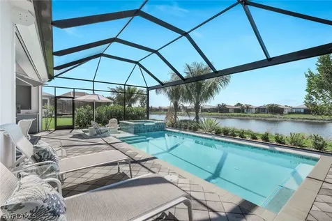 11322 Jacaranda Drive Naples FL 34120