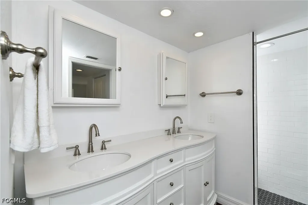 12521 Kelly Sands Way Fort Myers FL 33908