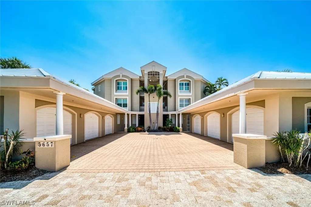 5657 Baltusrol Court Sanibel FL 33957