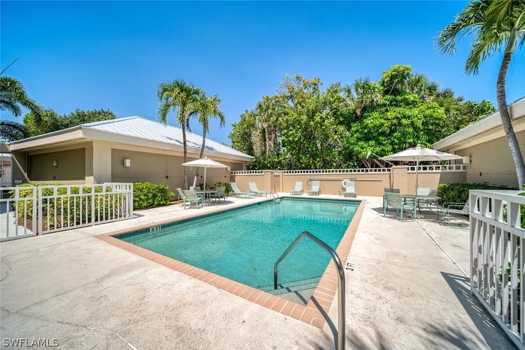 5657 Baltusrol Court Sanibel FL 33957