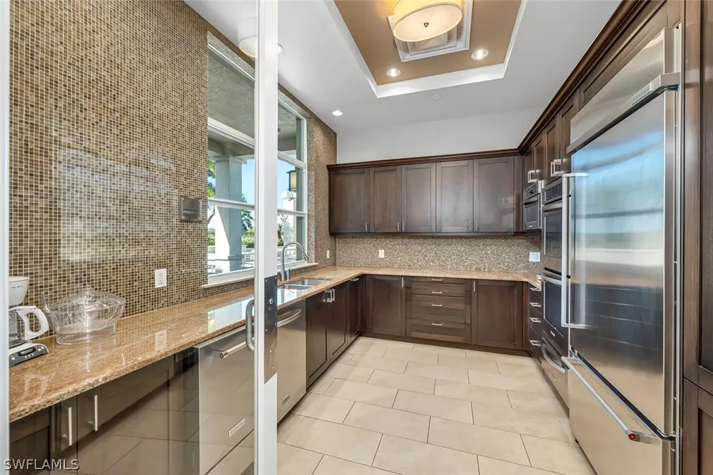 9115 Strada Place Naples FL 34108