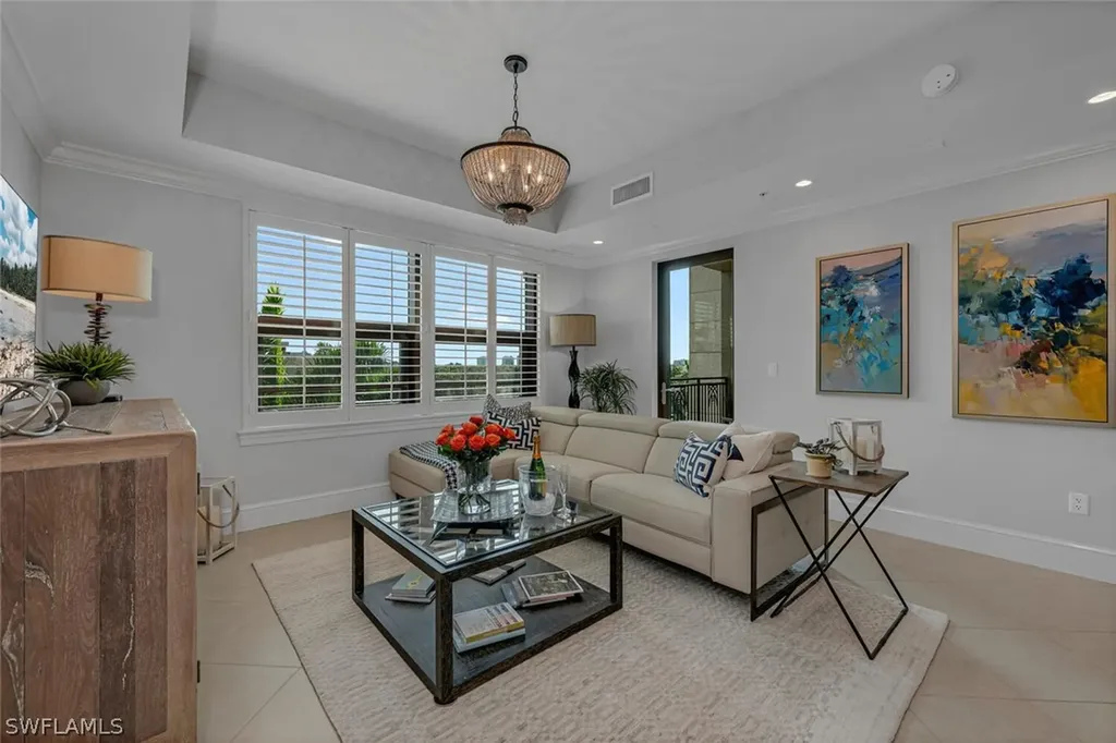 9115 Strada Place Naples FL 34108