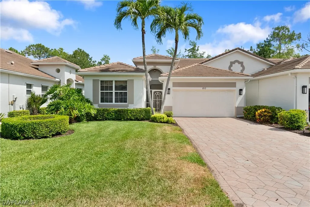 810 Grafton Court Naples FL 34104