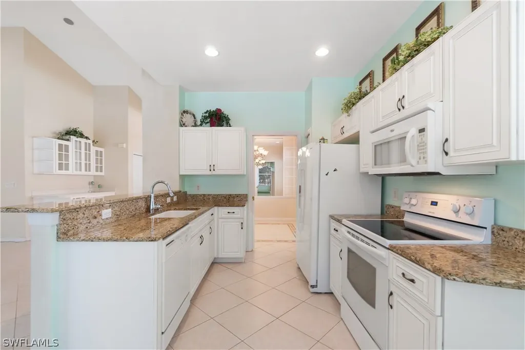 810 Grafton Court Naples FL 34104