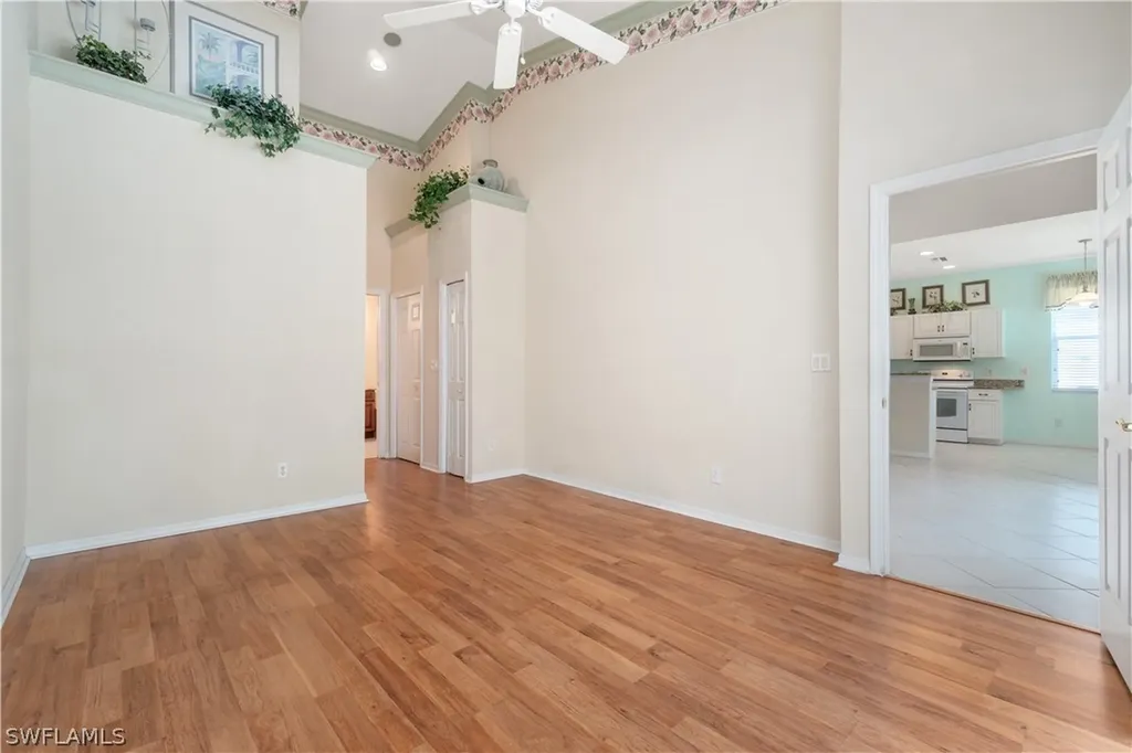 810 Grafton Court Naples FL 34104