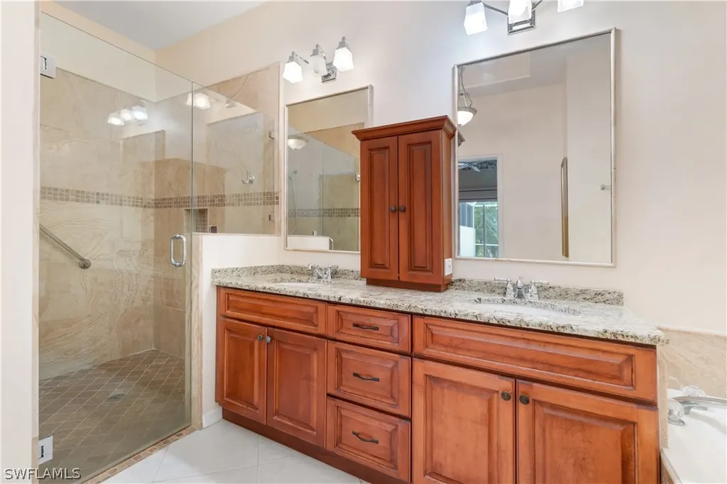810 Grafton Court Naples FL 34104