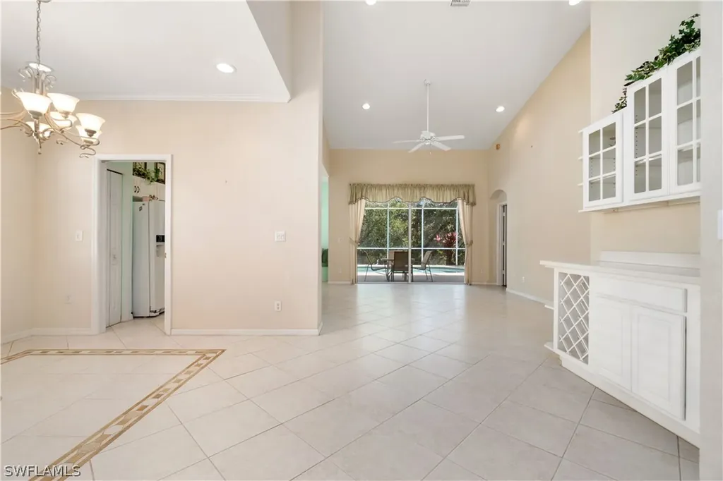 810 Grafton Court Naples FL 34104
