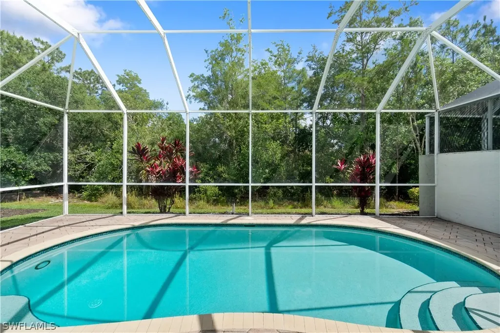 810 Grafton Court Naples FL 34104