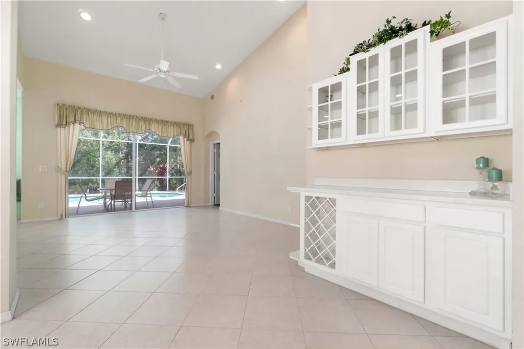 810 Grafton Court Naples FL 34104