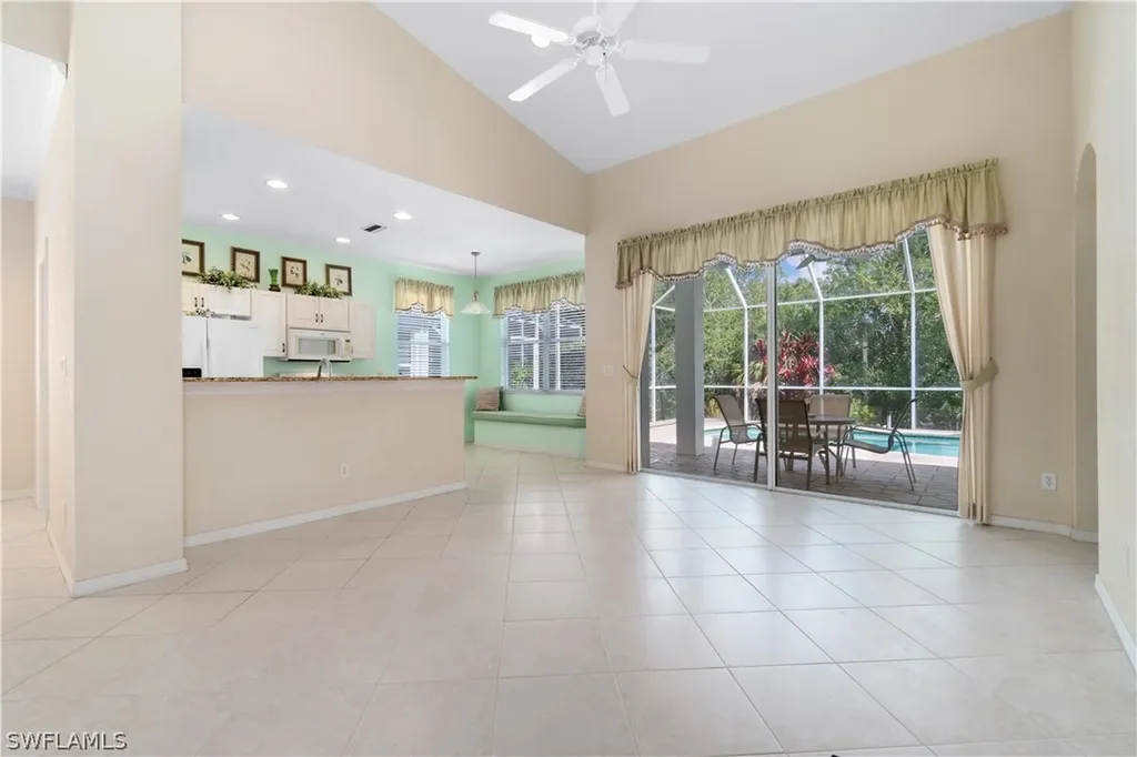 810 Grafton Court Naples FL 34104