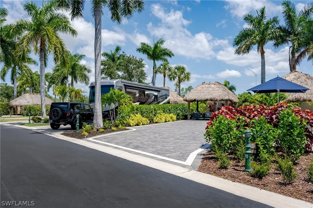 13619 Snook Circle Naples FL 34114
